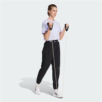 adidas Train Essentials Boxy Workout Kadın Tişört
