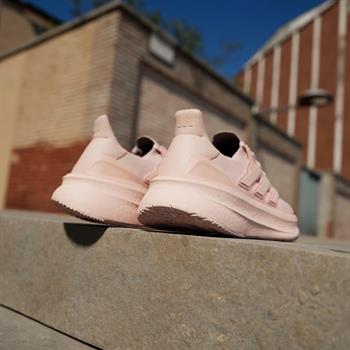 adidas Ultraboost 5 Kadın Koşu Ayakkabısı