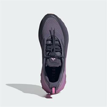 adidas Ultraboost Kadın Koşu Ayakkabısı