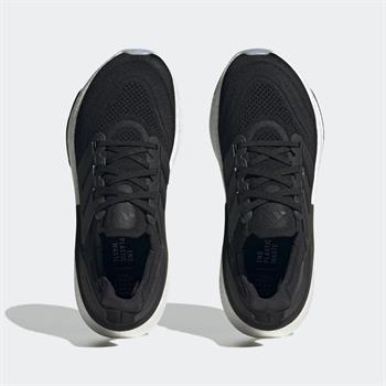 adidas Ultraboost Light Kadın Koşu Ayakkabısı