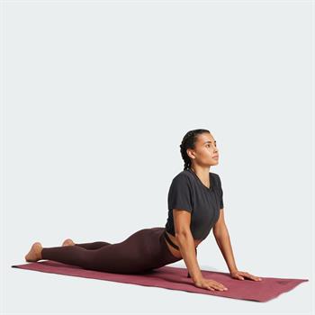 adidas Yoga Kadın Tişört