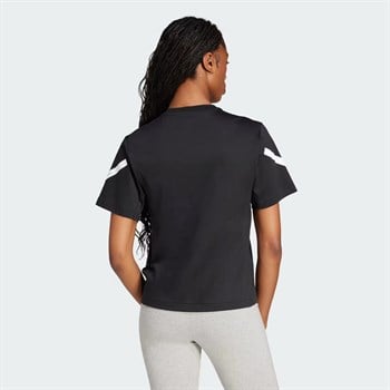 adidas Z.N.E. Kadın Tişört