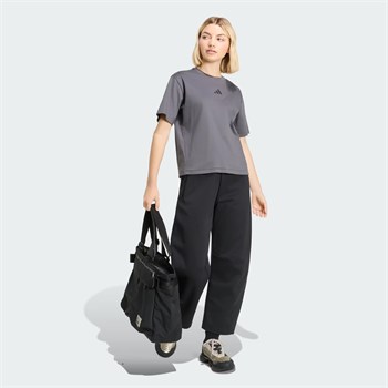 adidas Z.N.E. Kadın Tişört