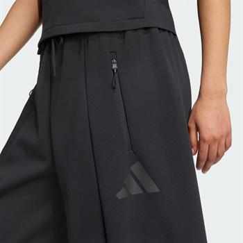 adidas Z.N.E. Kadın Eşofman Altı