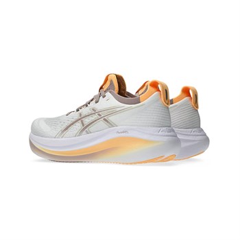 Asics Gel-Nimbus 27 Kadın Koşu Ayakkabısı