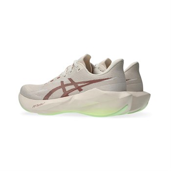 Asics Novablast 6 Erkek Koşu Ayakkabısı