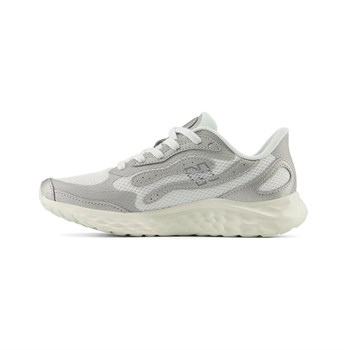 New Balance Arishi V4 Kadın Koşu Ayakkabısı