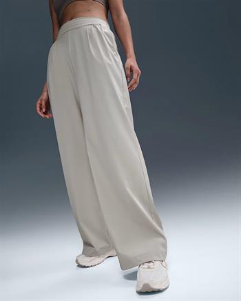 Nike 24.7 PerfectStretch Dri-FIT Kadın Eşofman Altı