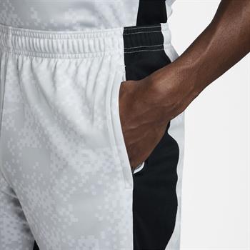 Nike Academy Pro Dri-FIT Erkek Şort