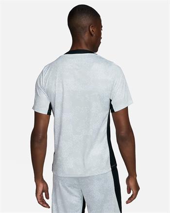 Nike Academy Pro Dri-FIT Erkek Tişört