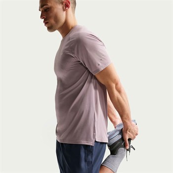 Nike Challenger Dri-FIT Erkek Şort