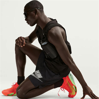 Nike Challenger Dri-FIT Erkek Şort