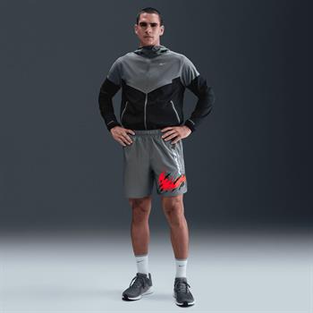 Nike Challenger Erkek Şort