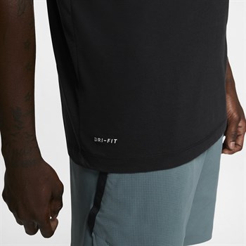 Nike Dri-FIT Mens Training Erkek Tişört