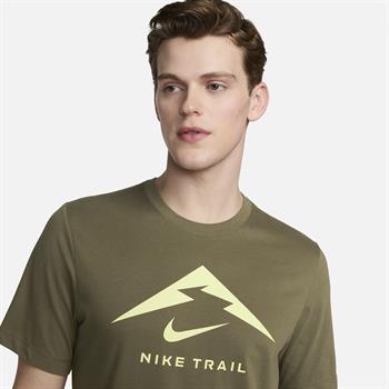 Nike Dri-FIT Trail Logo Erkek Tişört