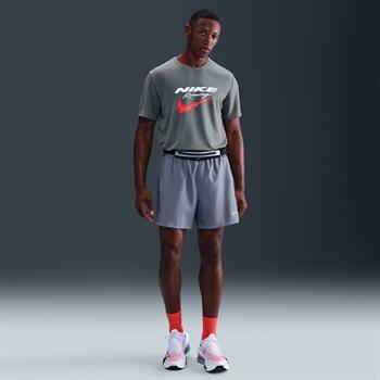 Nike Dri-FIT UV Run Energy Miler Erkek Tişört