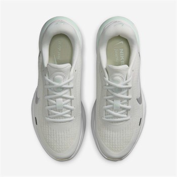 Nike Journey Run Kadın Koşu Ayakkabısı