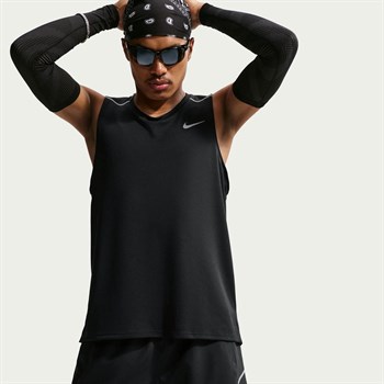 Nike Miler Dri-FIT Erkek Şort