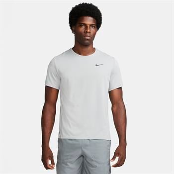 Nike Miler Dri-FIT UV Erkek Tişört