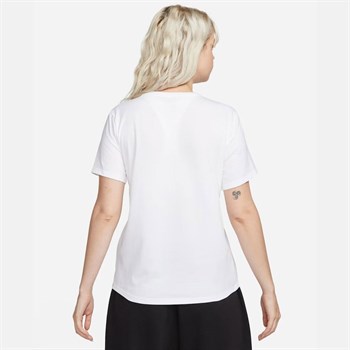 Nike Nsw Club SS Kadın Tişört