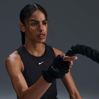 Nike One Classic Dri-FIT Kadın Atlet