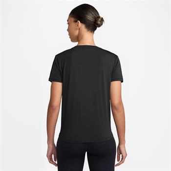 Nike One Classic Dri-FIT Kadın Tişört