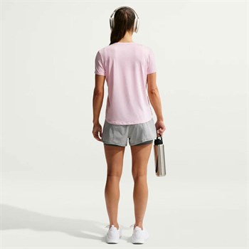 Nike One Classic Dri-FIT Kadın Tişört