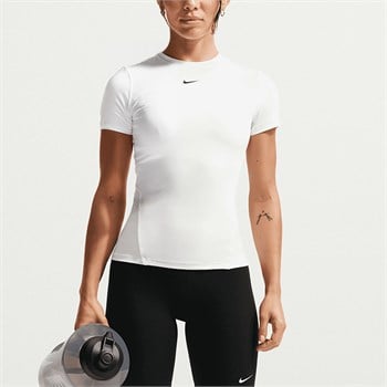 Nike One Fitted SS Top Kadın Tişört