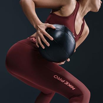 Nike Pro Dri-FIT MR Tight Kadın Tayt