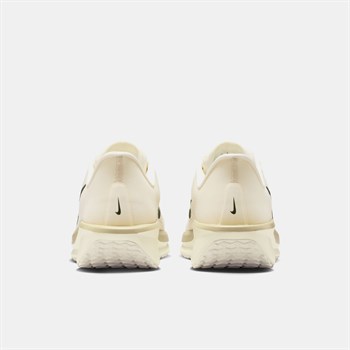 Nike Quest 6 Erkek Koşu Ayakkabısı