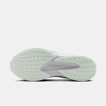 Nike Quest 6 Kadın Koşu Ayakkabısı