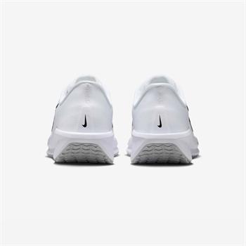 Nike Quest 6 Kadın Koşu Ayakkabısı
