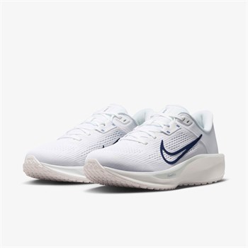 Nike Quest 6 Kadın Koşu Ayakkabısı