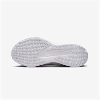 Nike Quest 6 Kadın Koşu Ayakkabısı