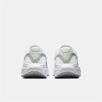 Nike Revolution 8 Erkek Koşu Ayakkabısı