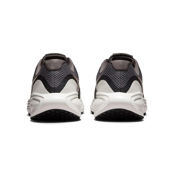 Nike Revolution 8 Kadın Koşu Ayakkabısı