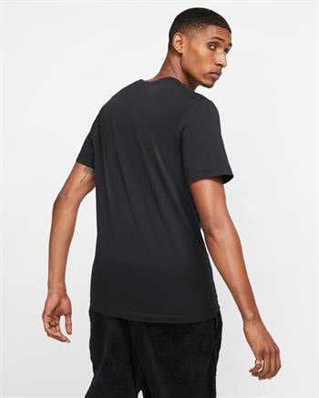 Nike Sportswear Club Erkek Tişört