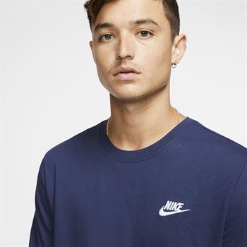 Nike Sportswear Club Erkek Tişört