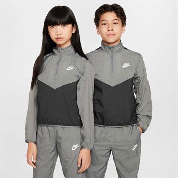 Nike Sportswear Çocuk Eşofman Takımı