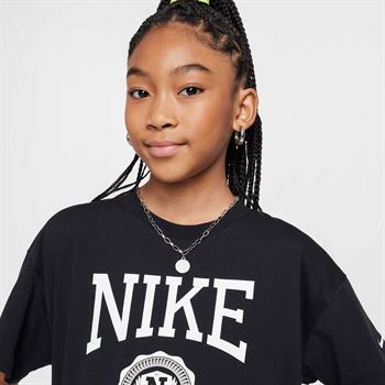 Nike Sportswear Çocuk Tişört