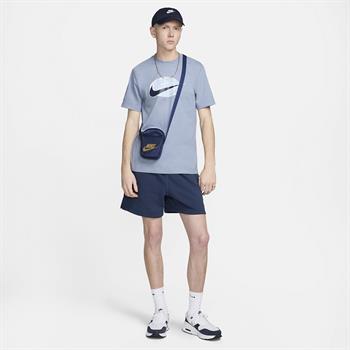 Nike Sportswear Erkek Tişört