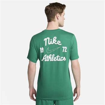 Nike Sportswear Erkek Tişört