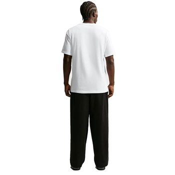 Nike Sportswear Erkek Tişört