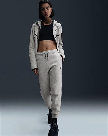 Nike Sportswear Tech Fleece Kadın Eşofman Altı