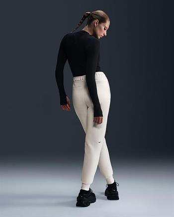Nike Sportswear Tech Fleece Kadın Eşofman Altı