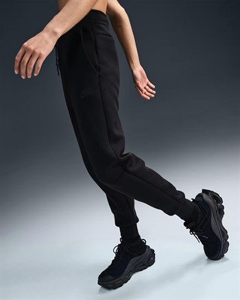 Nike Sportswear Tech Fleece Kadın Eşofman Altı