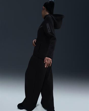 Nike Sportswear Tech Fleece Windrunner Kadın Sweatshirt