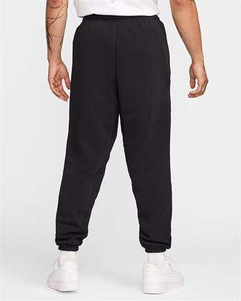 Nike Standard Issue Dri-FIT Erkek Eşofman Altı
