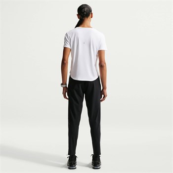 Nike Tempo Dri-FIT Kadın Tişört