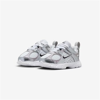 Nike V5 RNR Çocuk Günlük Spor Ayakkabı